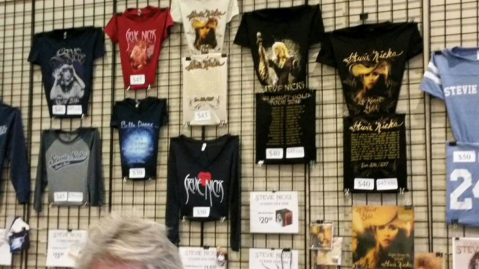 Stevie Nicks 24 Karat Gold Tour Reno Nevada February 23, 2017, memorabilia, concert t-shirts